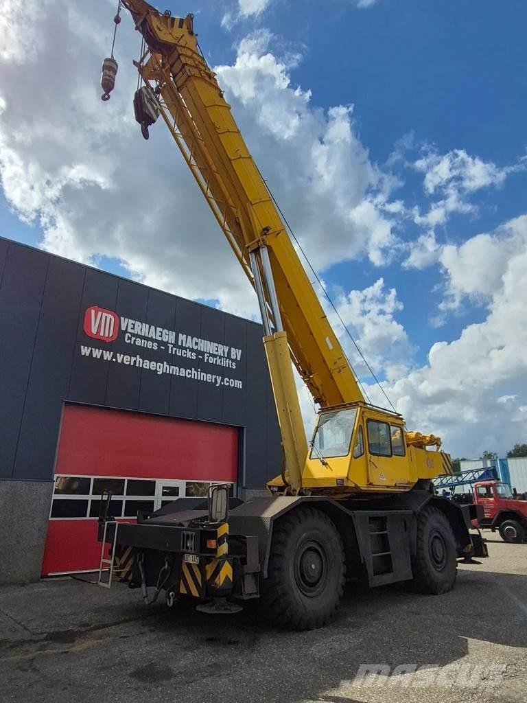 Tadano tr-400e Visurgājēji celtņi