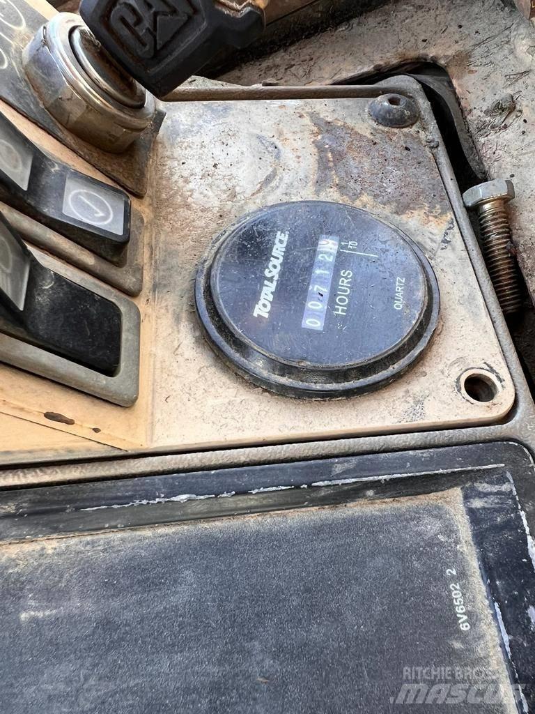CAT 973 LGP Kāpurķēžu iekrāvēji
