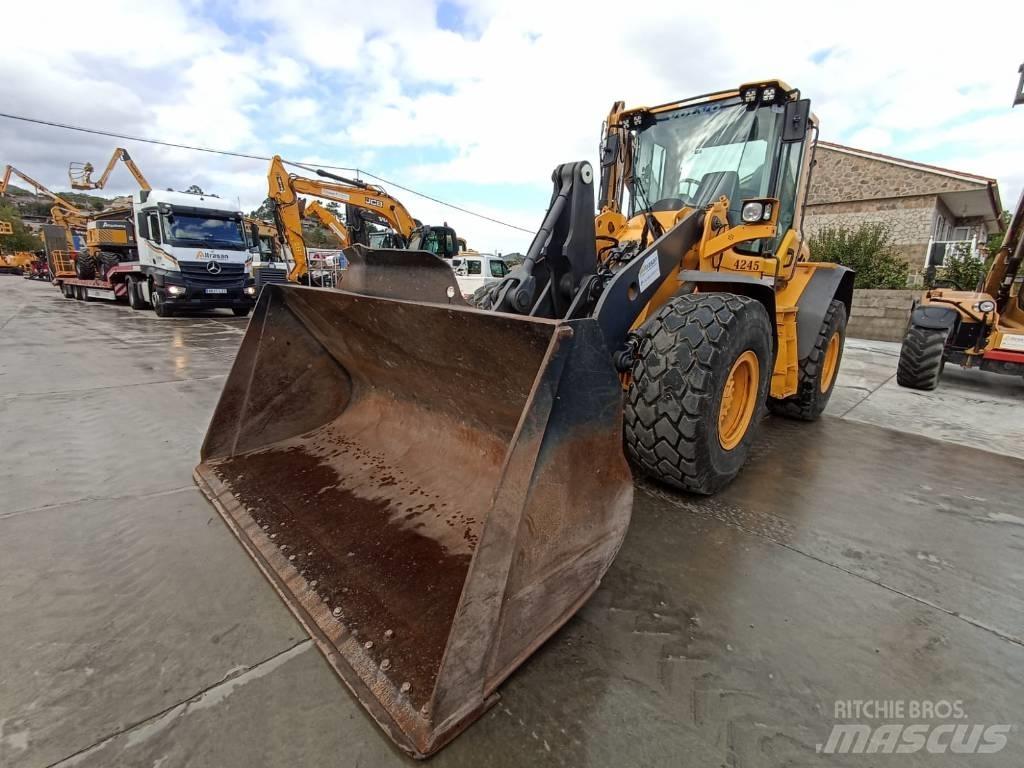 Volvo L 90 F Iekrāvēji uz riteņiem