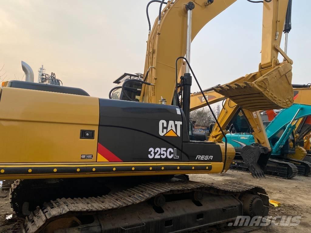 CAT 325 C Kāpurķēžu ekskavatori