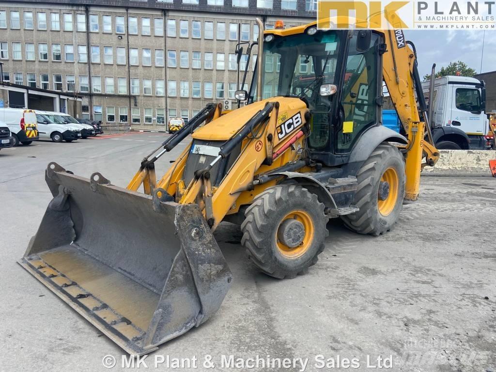JCB 3 CX Ekskavatori-iekrāvēji