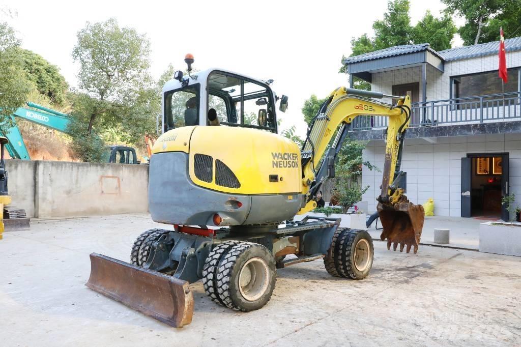 Wacker Neuson 6503 Ekskavatori uz riteņiem