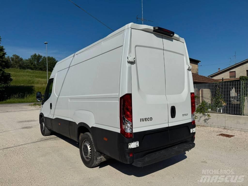 Iveco Daily 35s14 Preču pārvadāšanas furgoni