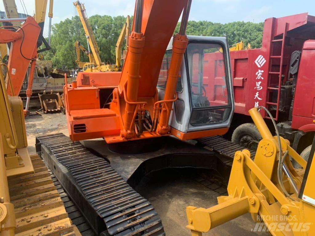 Hitachi EX300 Kāpurķēžu ekskavatori