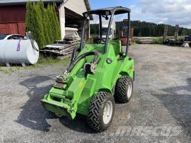 Avant M420 Mini iekrāvēji