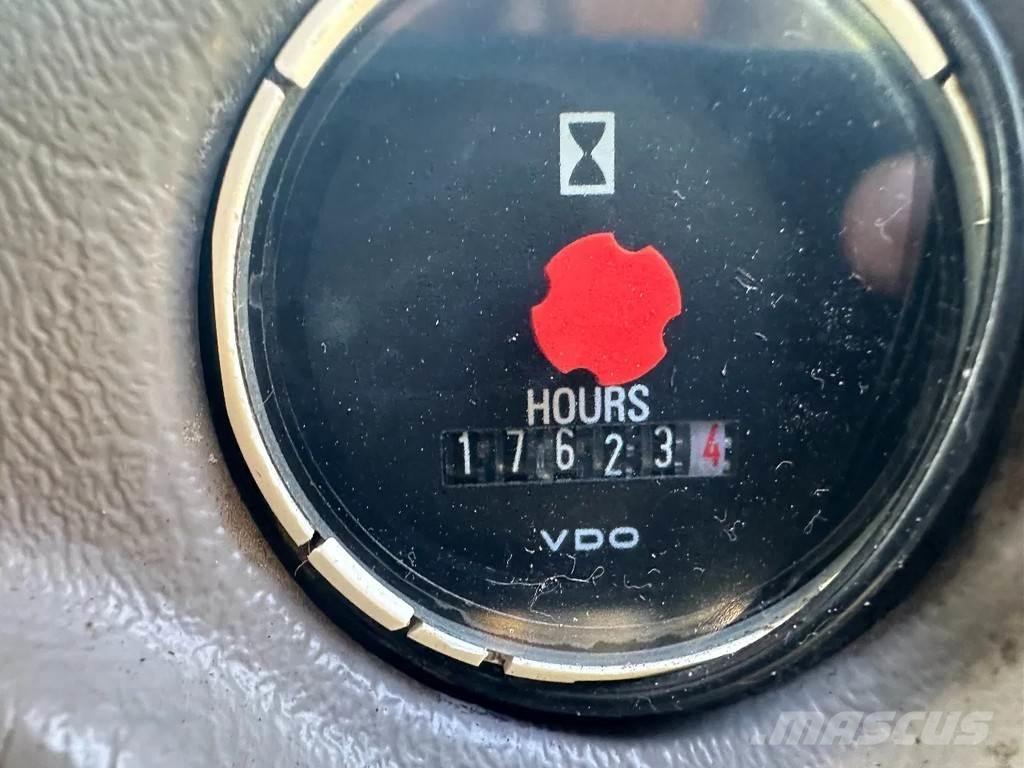 Volvo L120 F Iekrāvēji uz riteņiem