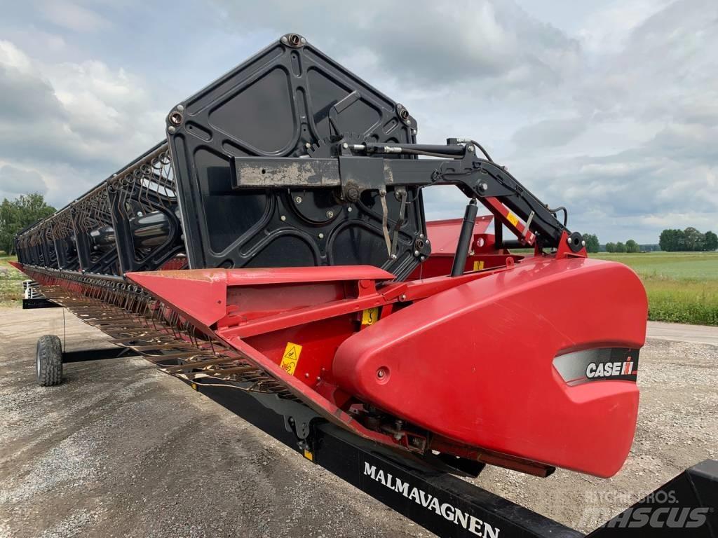 Case IH 3050 Ražas novākšanas galvas