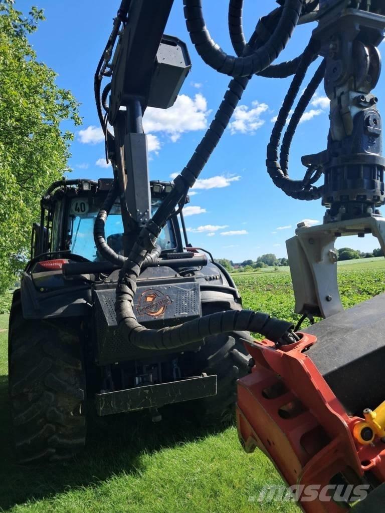 Valtra T 174 Harvesteri