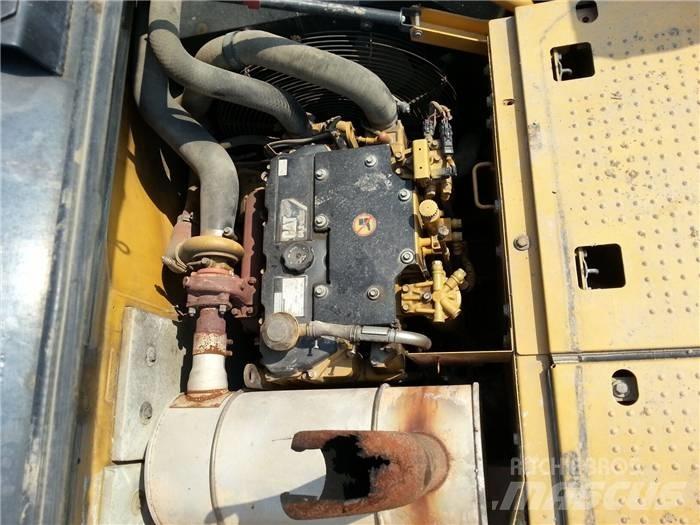 CAT 315 D Kāpurķēžu ekskavatori