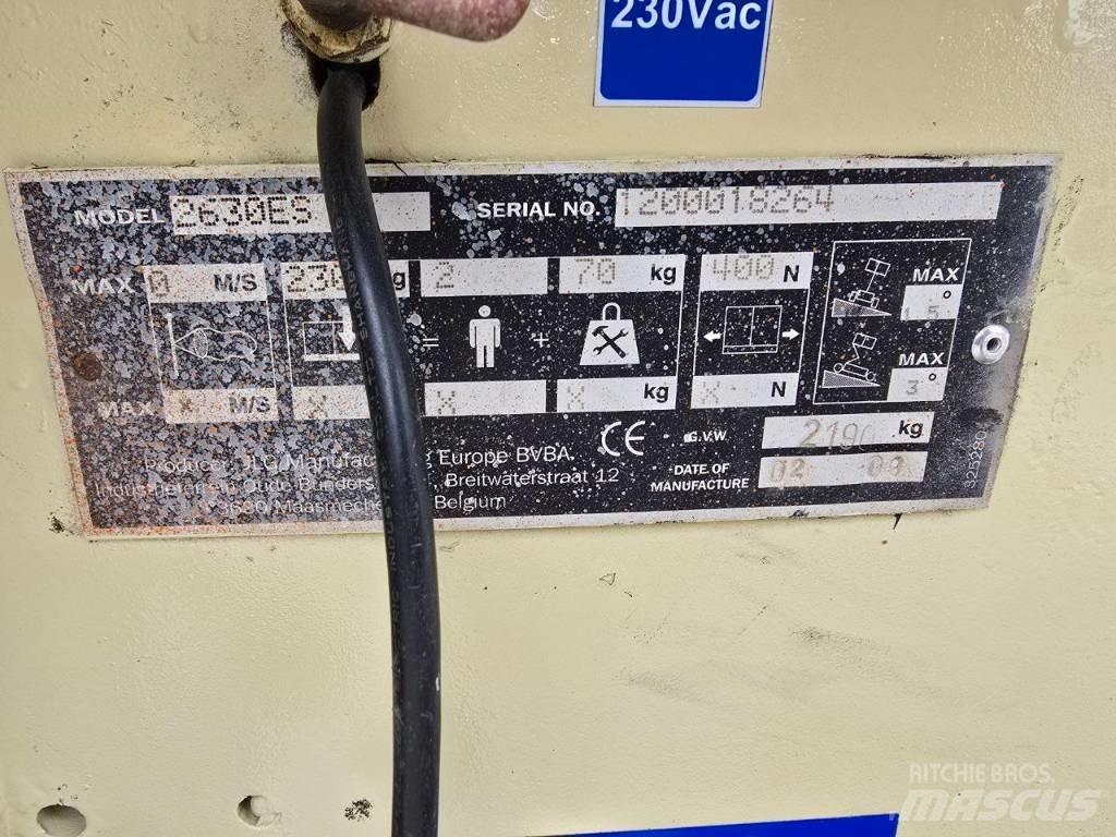 JLG 2630 ES Šķerveida pacēlāji