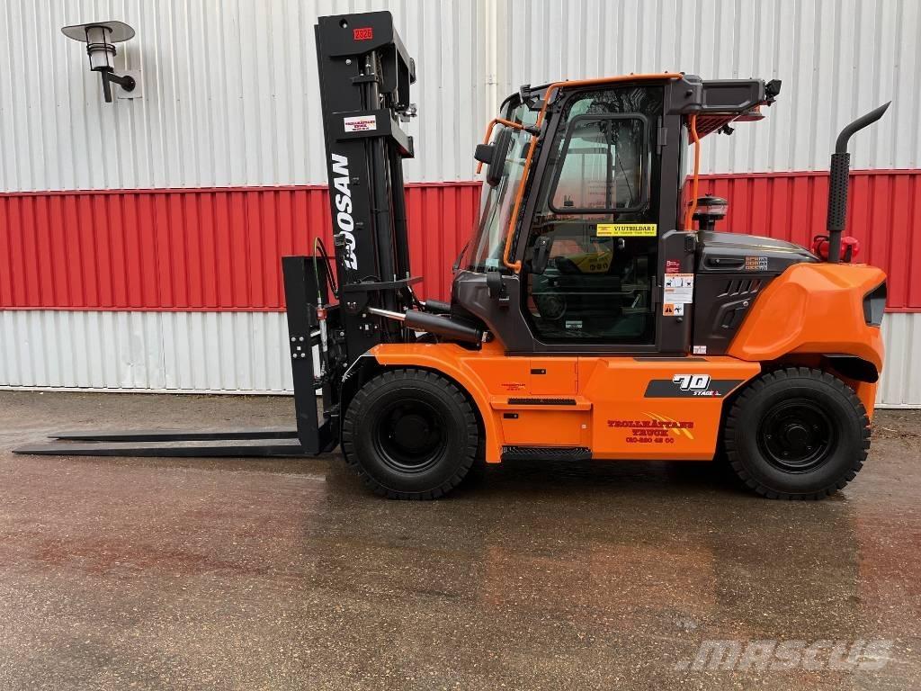 Doosan D70S-9 Tehnika ar dīzeļa dzinēju