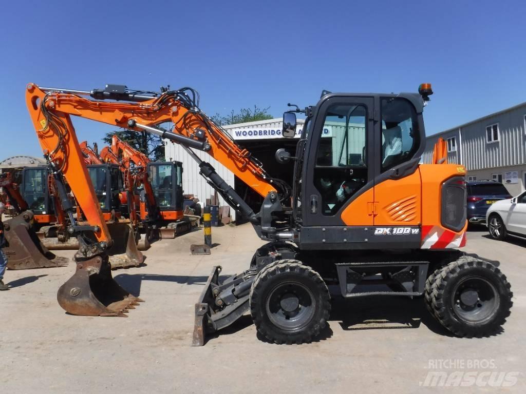 Doosan DX 100W-7 Ekskavatori uz riteņiem
