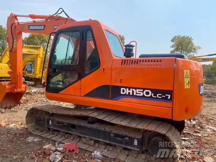 Doosan DH150 Kāpurķēžu ekskavatori