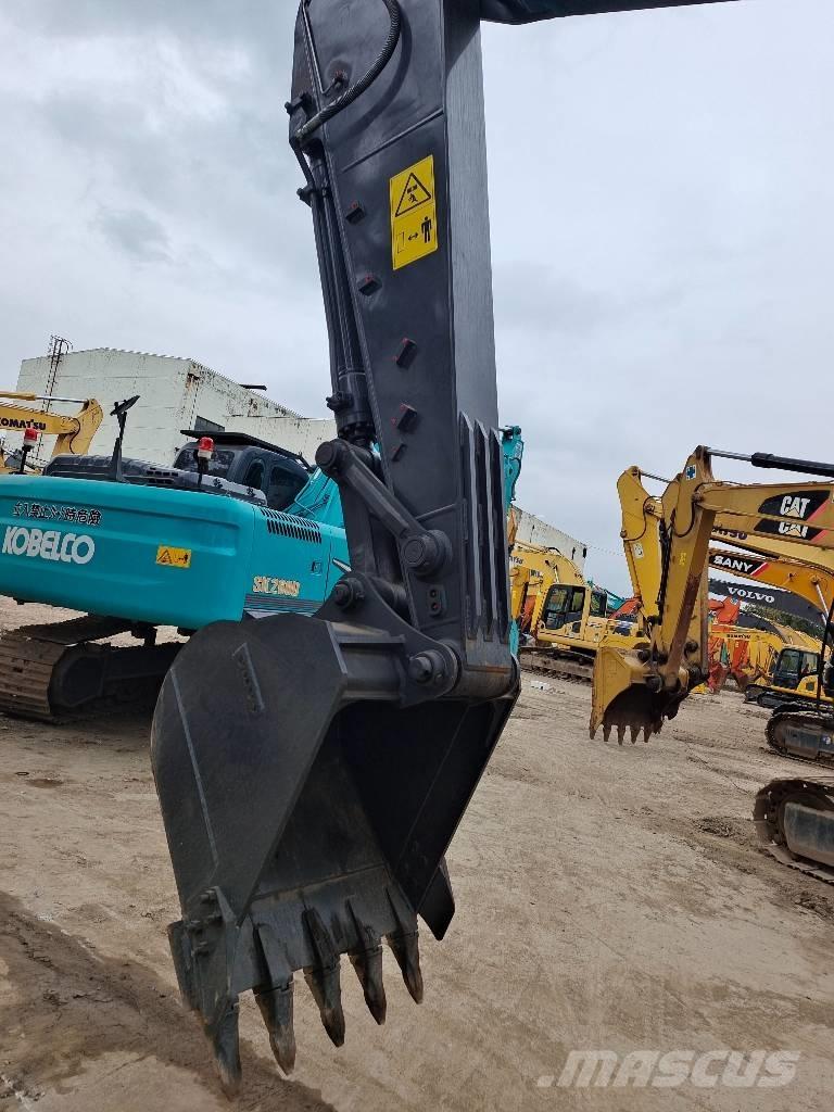 Kobelco SK 125 Kāpurķēžu ekskavatori