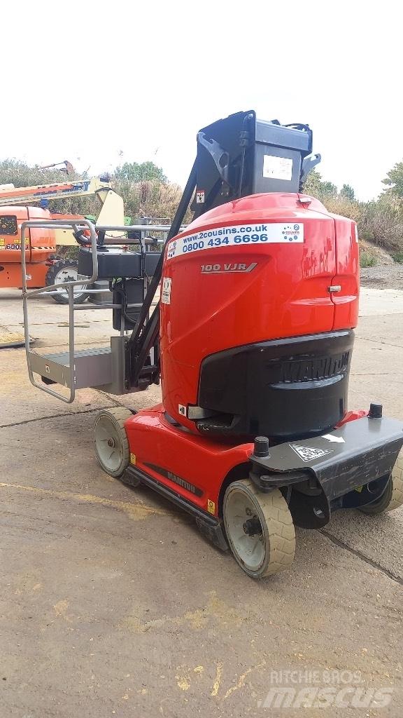 Manitou 100 VJR Vertikālie pacēlāji