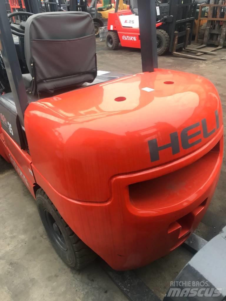 Heli H2000 35 Tehnika ar dīzeļa dzinēju
