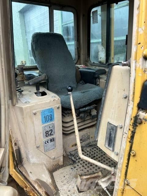CAT D 5 H II LGP Kāpurķēžu buldozeri