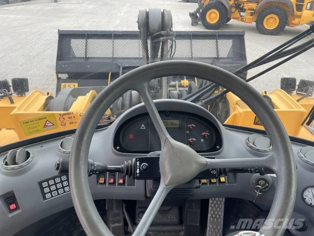 Volvo L 150 D Iekrāvēji uz riteņiem