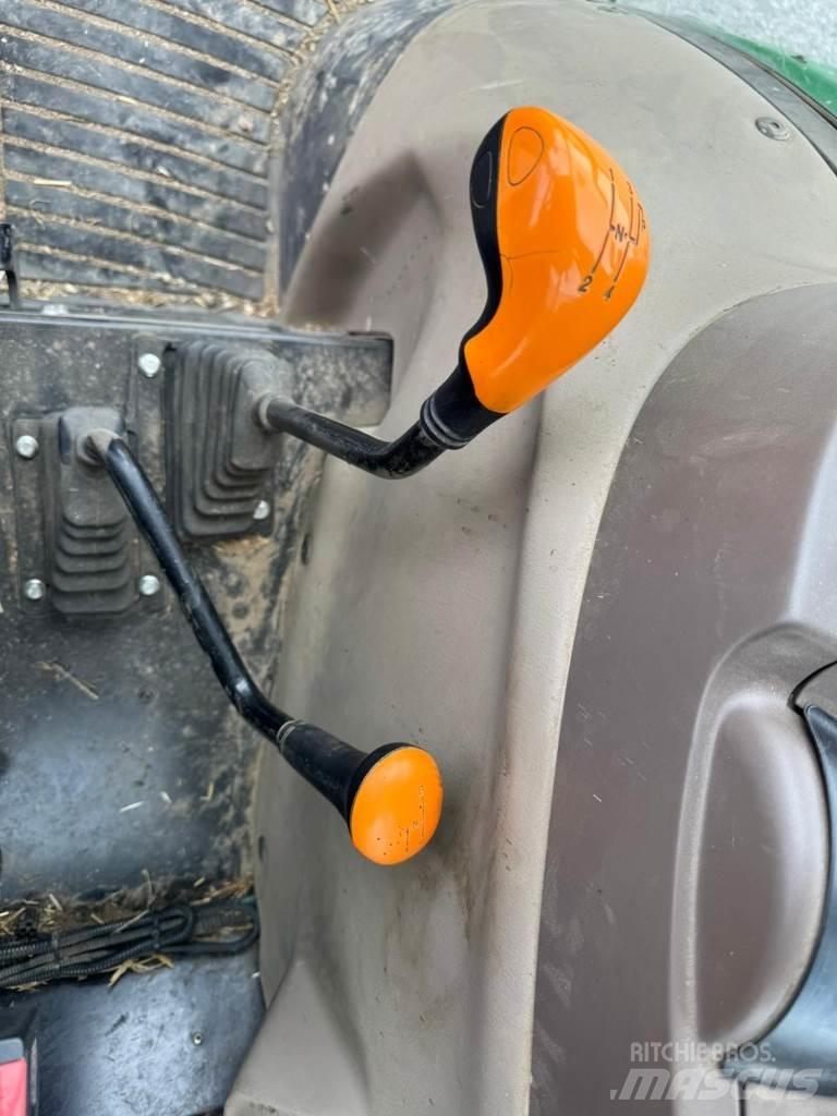 John Deere 5050E Traktori