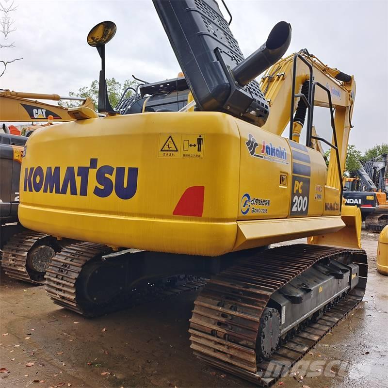 Komatsu PC 200-8 Kāpurķēžu ekskavatori