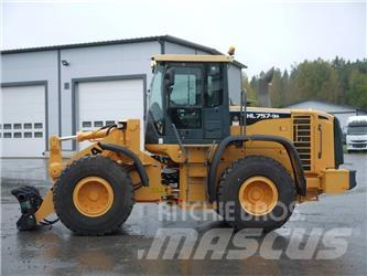 Hyundai HL 757-9A Iekrāvēji uz riteņiem