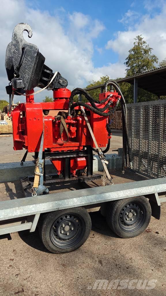 Müller 70/55 Vibrējošie pāļu dzinēji