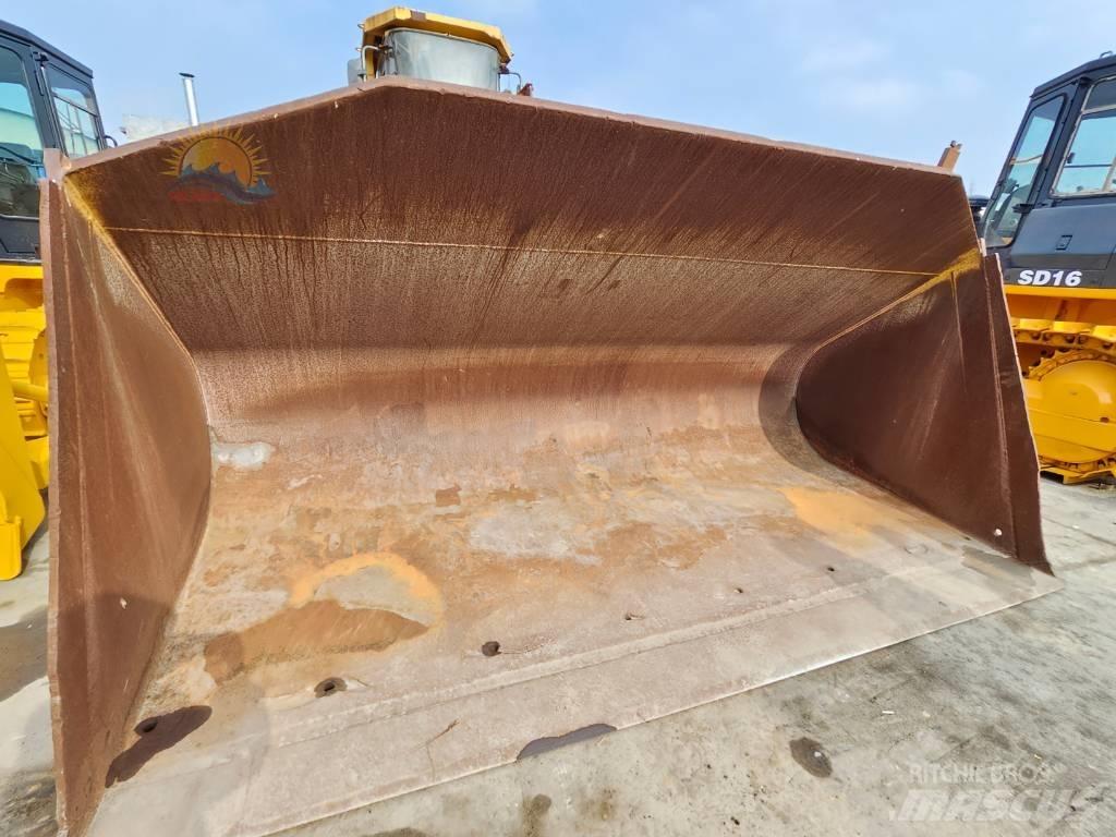 Komatsu WA 500-3 Iekrāvēji uz riteņiem