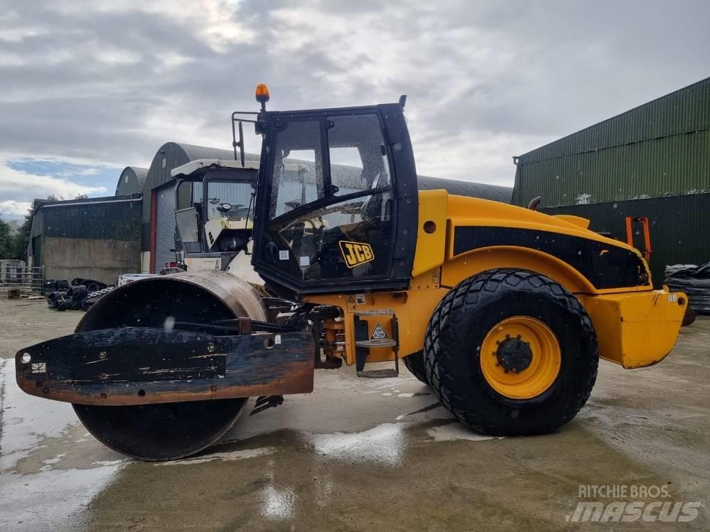 JCB Vibromax VM 146 Augsnes blīvētāji