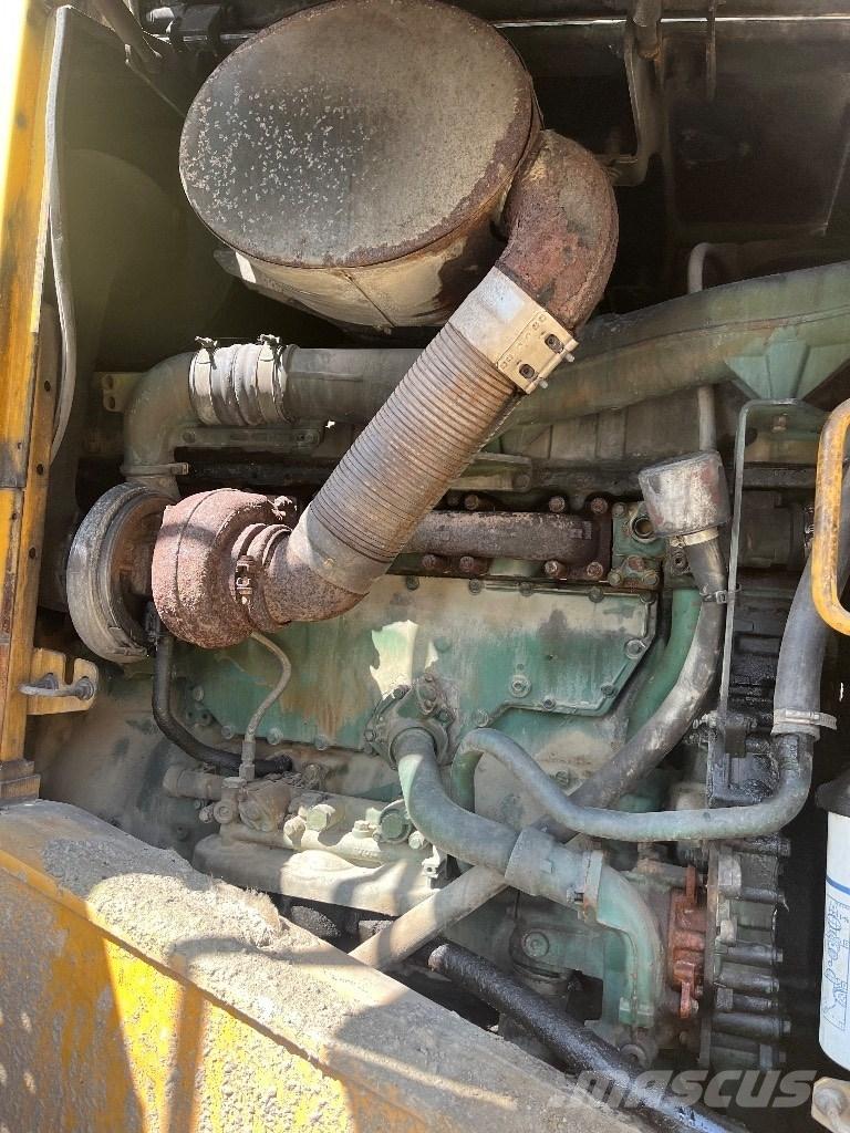 Volvo L180F Iekrāvēji uz riteņiem
