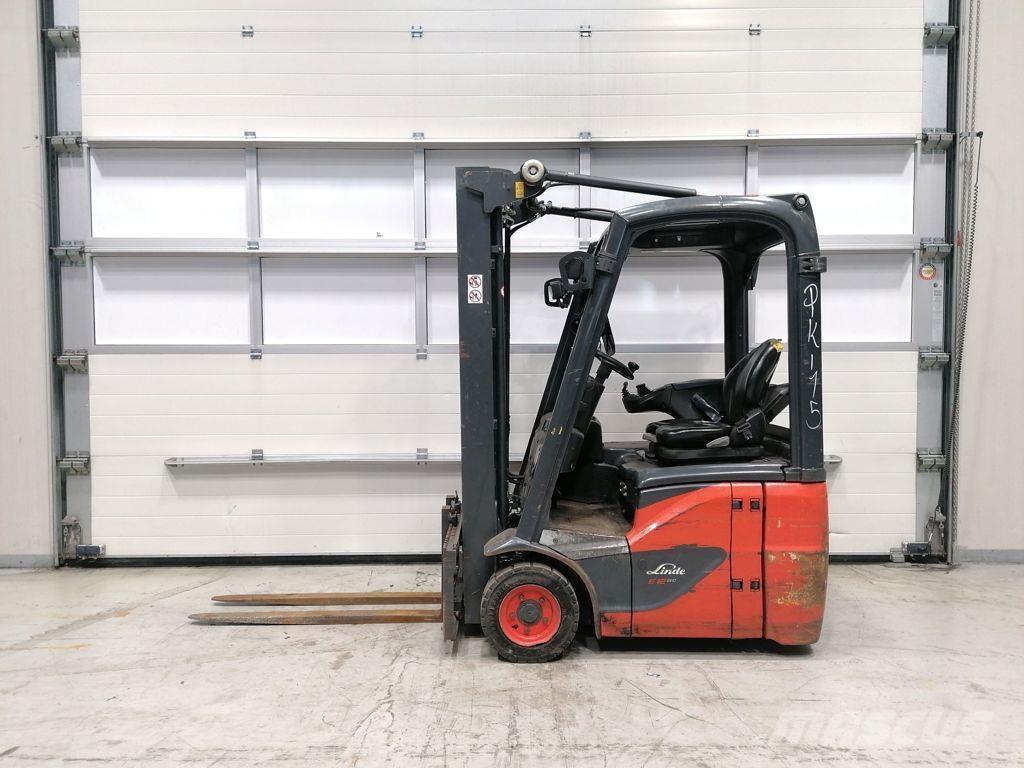 Linde E12-02 Elektriskie iekrāvēji