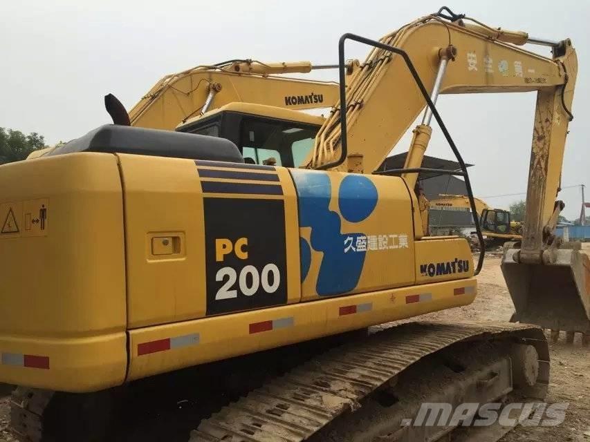 Komatsu PC 200-7 Kāpurķēžu ekskavatori