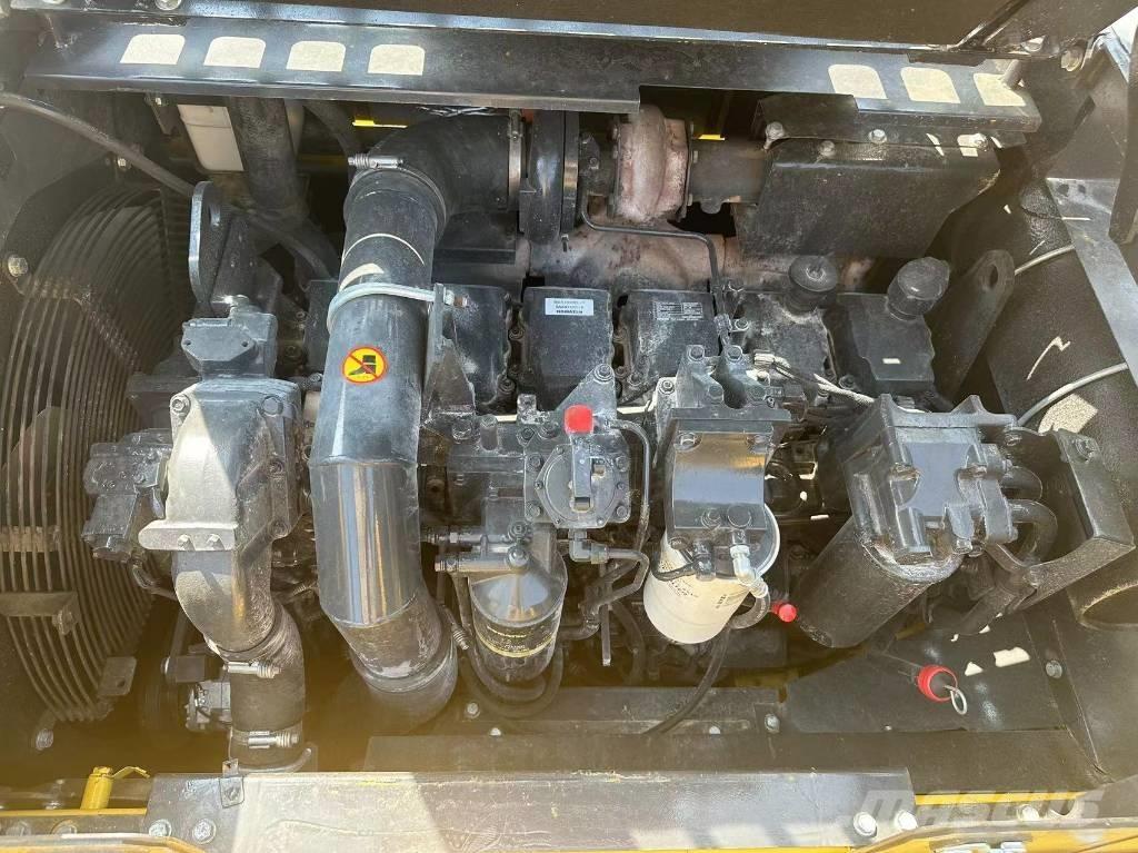 Komatsu PC 400 Kāpurķēžu ekskavatori