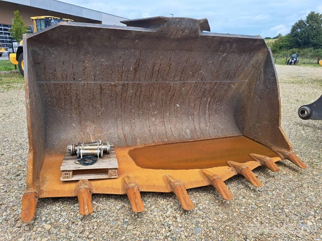 Volvo L220H Iekrāvēji uz riteņiem