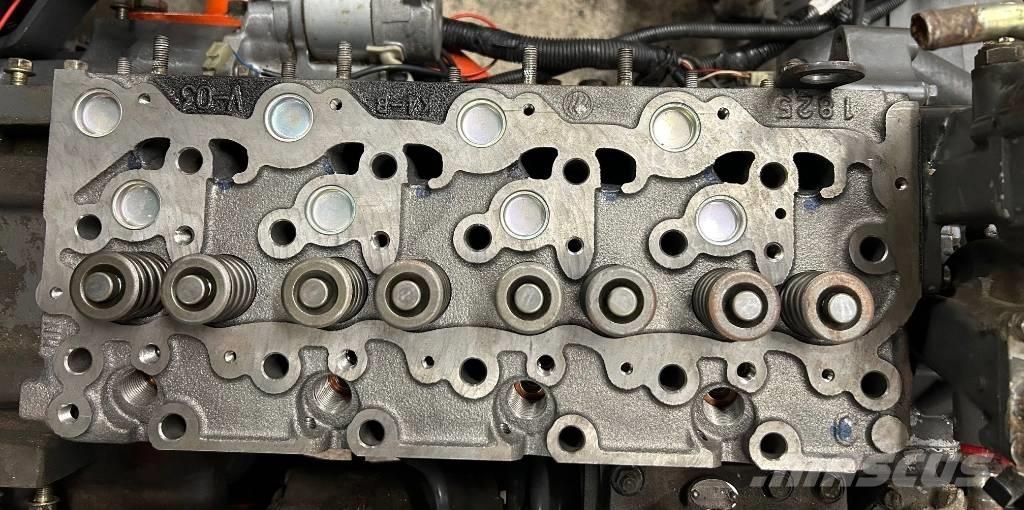 Kubota L 4630 GSTC Kompaktie traktori