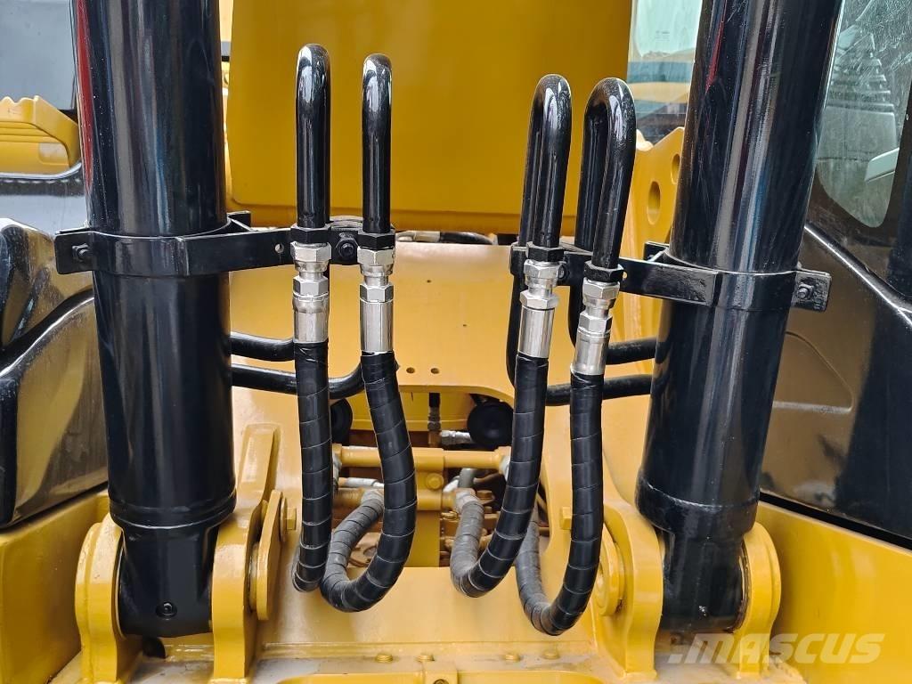 CAT 320 D Kāpurķēžu ekskavatori