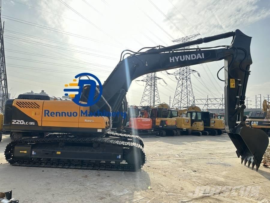 Hyundai R220LC-9S Kāpurķēžu ekskavatori