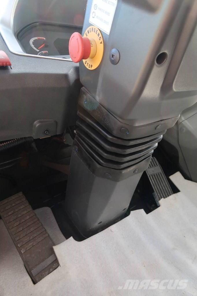 SDLG L958HEV Iekrāvēji uz riteņiem