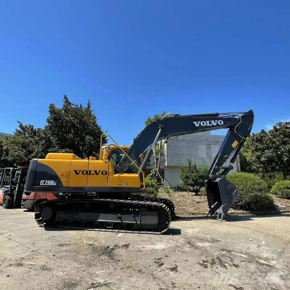 Volvo EC210B Kāpurķēžu ekskavatori