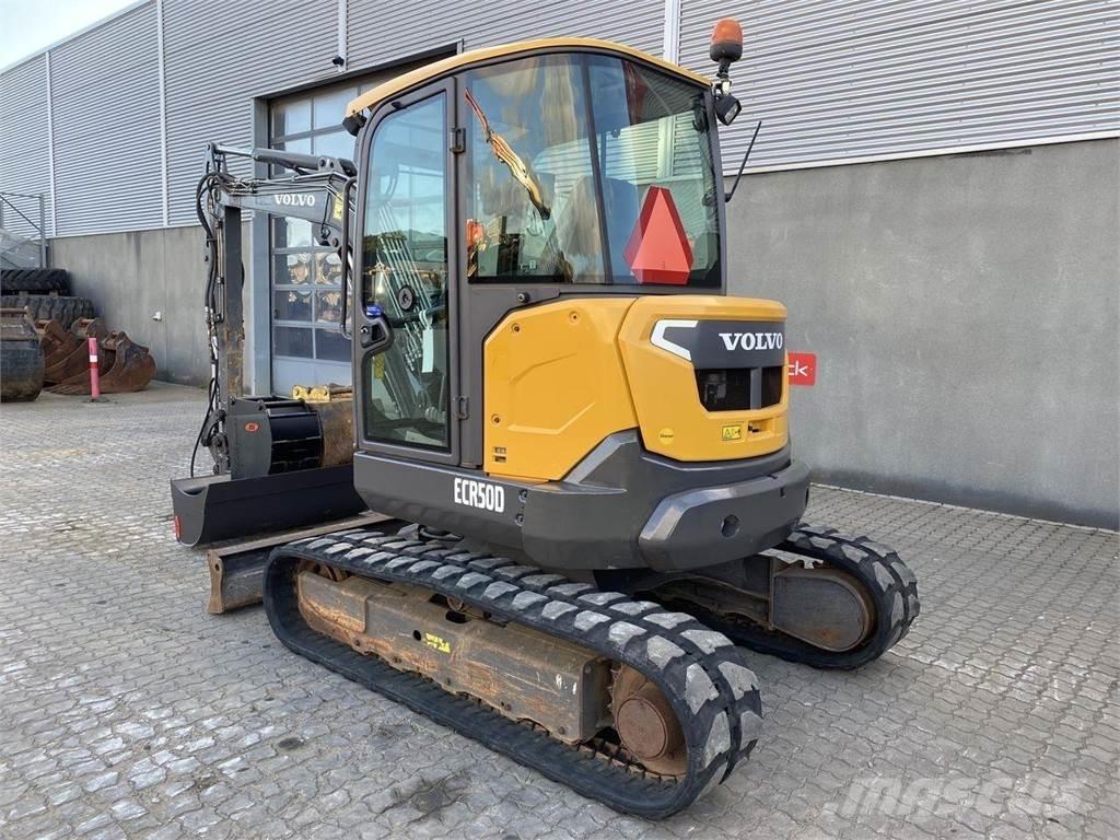 Volvo ECR50 Ekskavatori uz riteņiem