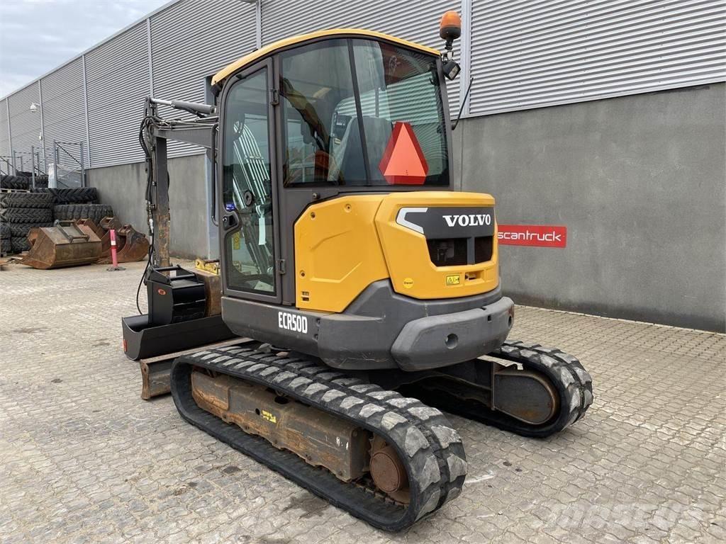 Volvo ECR50 Ekskavatori uz riteņiem