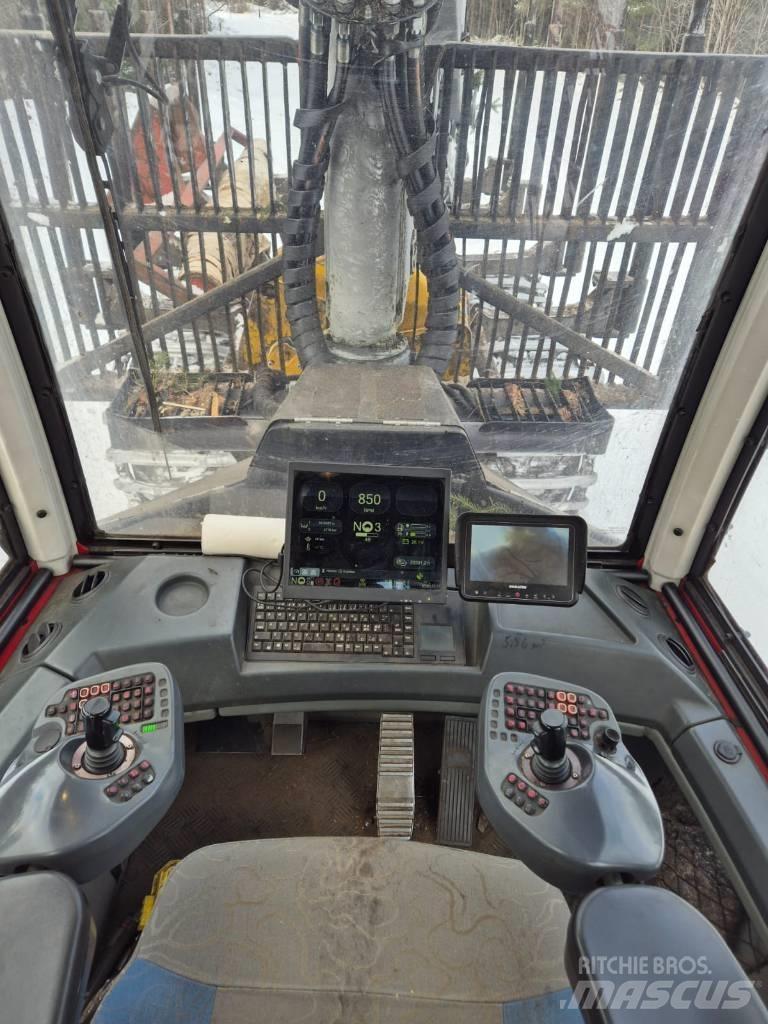 Komatsu 855.1 Forvarderi