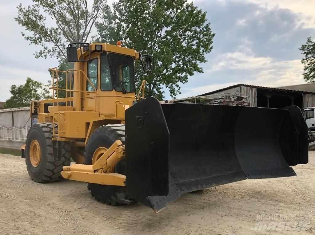 CAT 824 C Riteņu buldozeri
