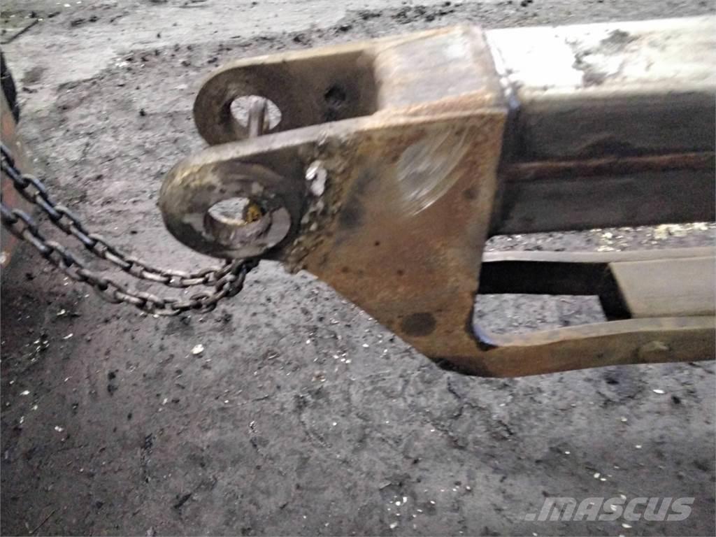 Loglift 180 Mežizstrādes mašīnu krāni