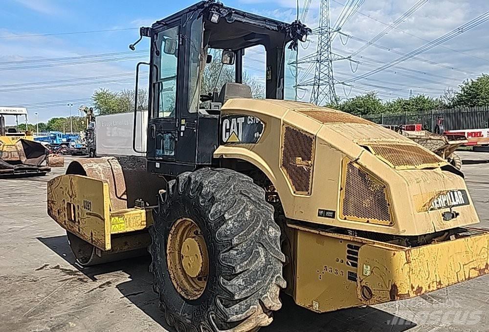 CAT CS 76 Vienvalča grunts veltņi