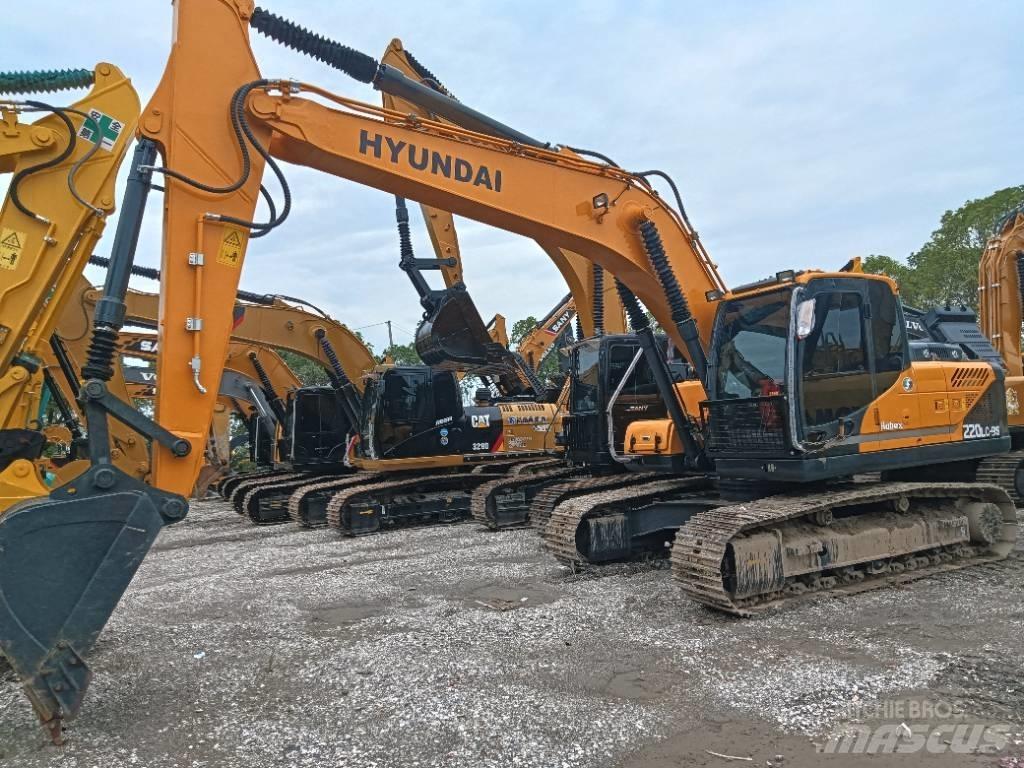 Hyundai R220-9S Kāpurķēžu ekskavatori