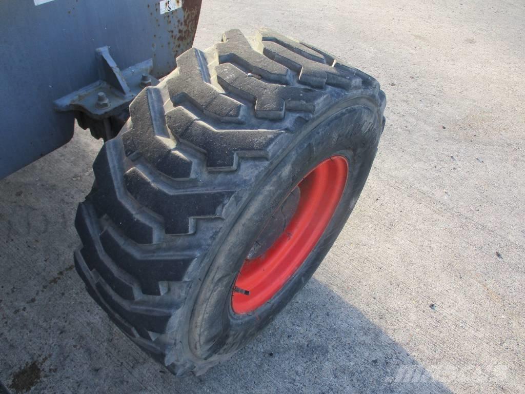 SkyJack SJ 51 AJ (725) Kompakts pacēlājs ar rotējošu strēli