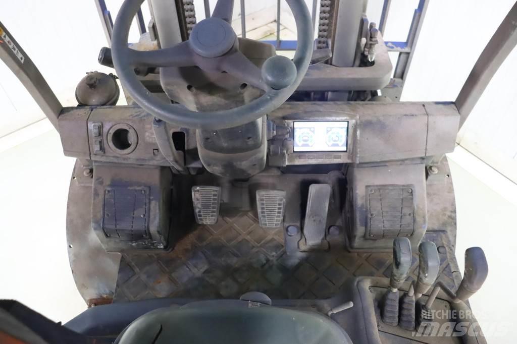 Doosan D50C-7 Tehnika ar dīzeļa dzinēju