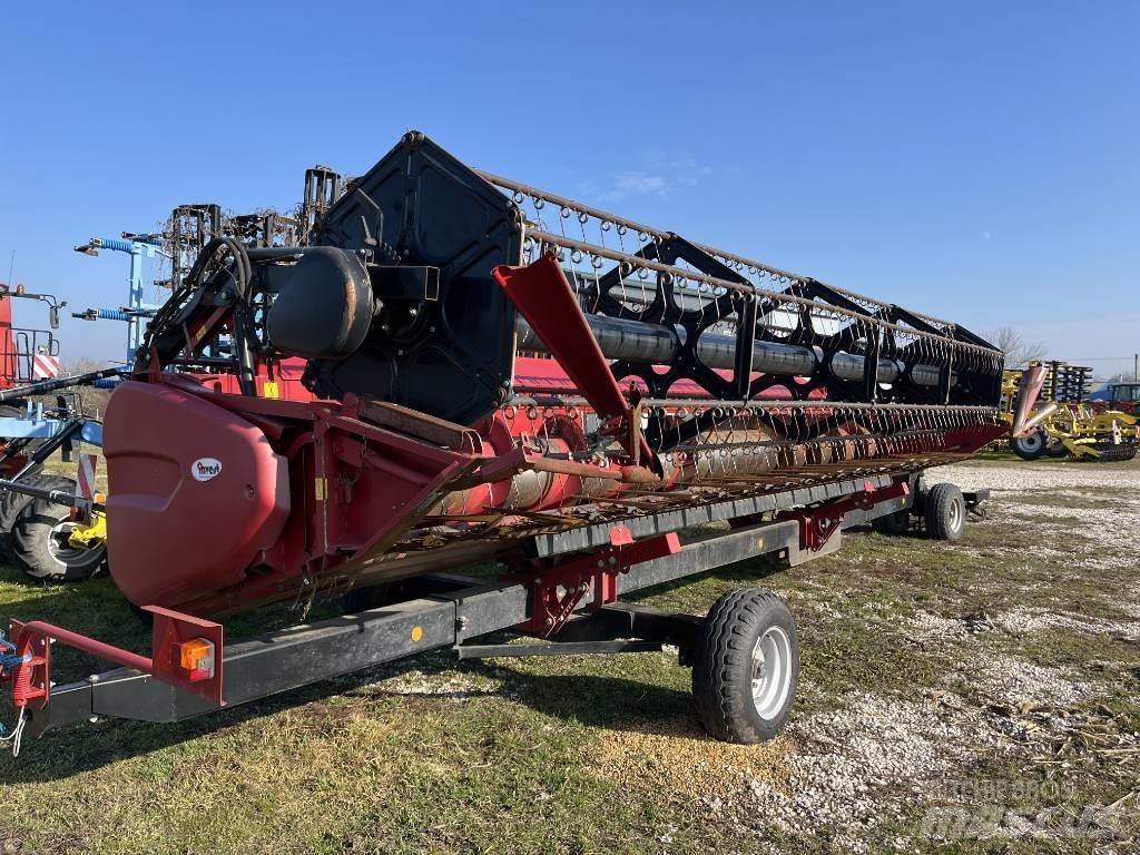 Case IH AF8240 Ražas novākšanas kombaini