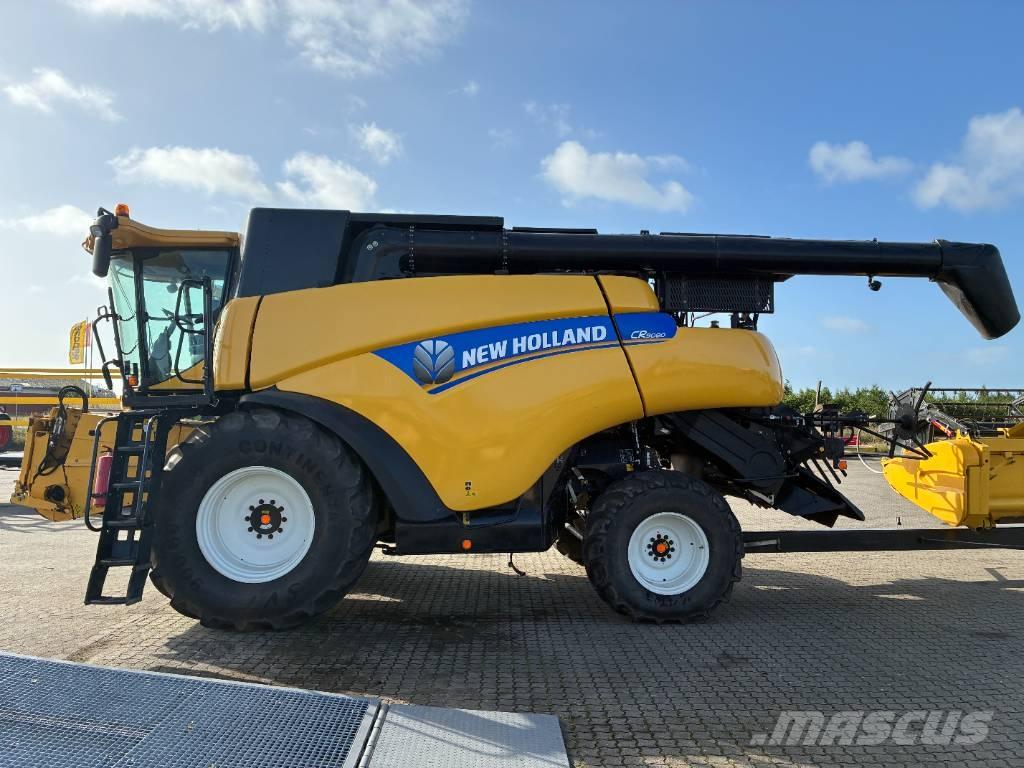 New Holland CR 9080 Ražas novākšanas kombaini