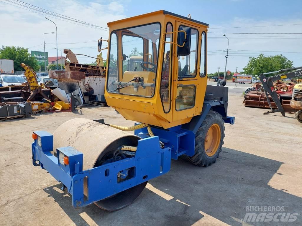 Hamm 2210SD Vienvalča grunts veltņi
